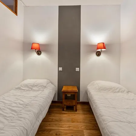Apartment Les Hauts De Preclaux - Avec Jolie Vue Sur La Place Des Orres 1800 Mae-8011 Les Orres
